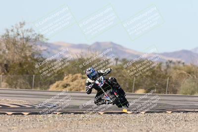 media/Dec-06-2025-CVMA (Sat) [[4a896cc04c]]/Race 8- Formula 40 MW and LW/